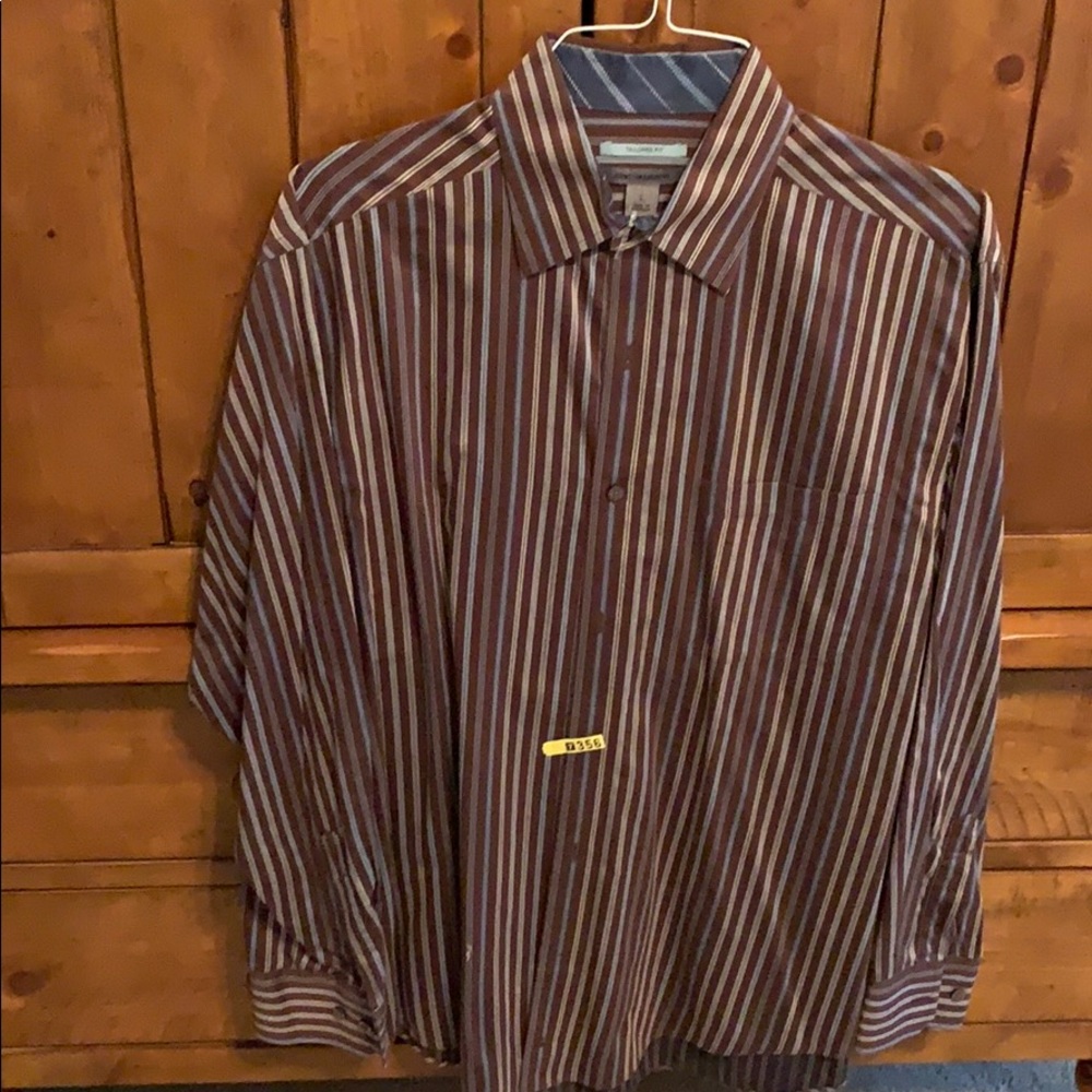 Johnston & Murphy tailored fit shirt, drycleaned